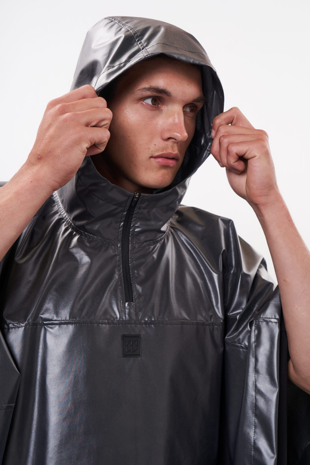 Poncho Akari Pro - Imagen 3