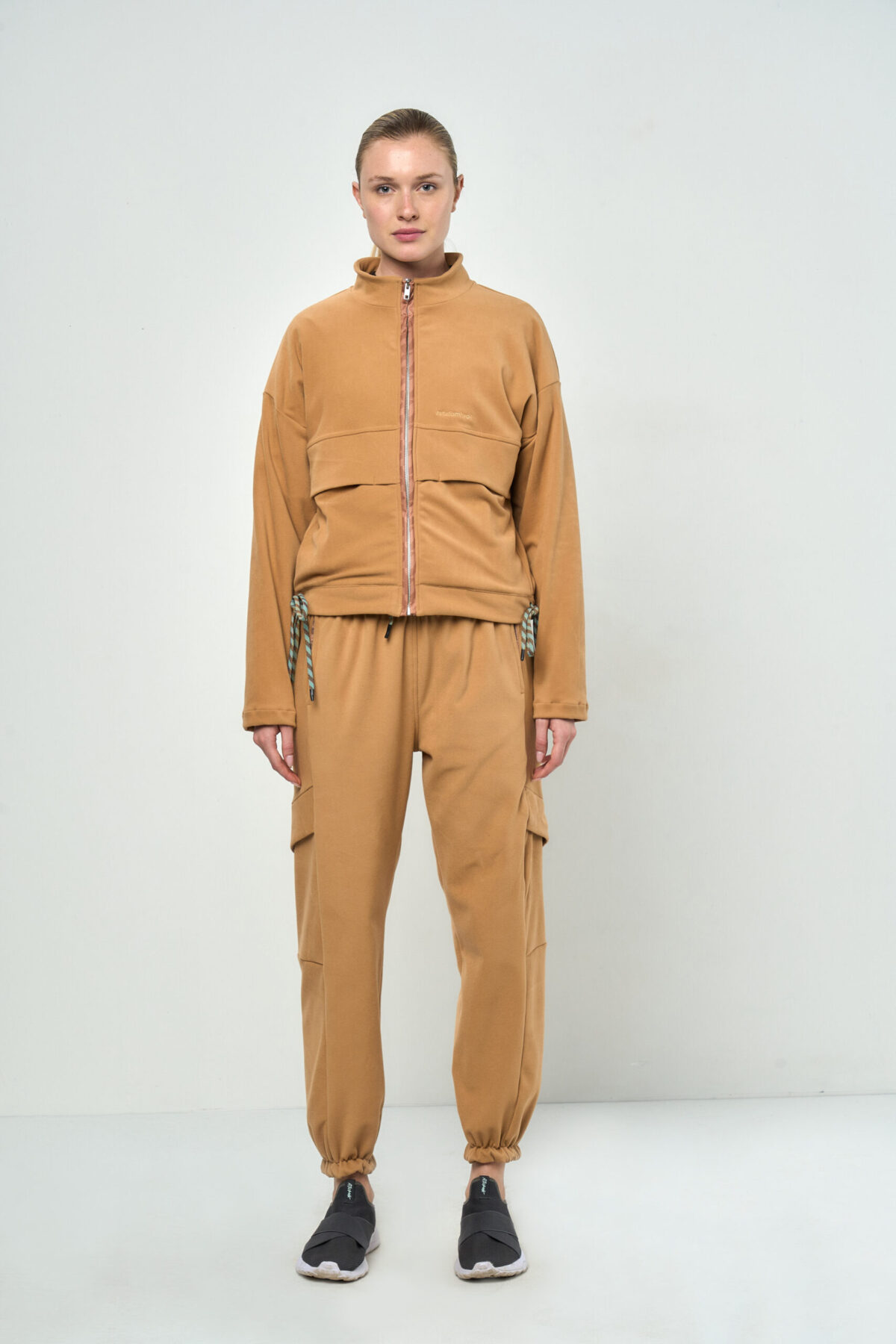 Jogger Lulani - Imagen 4